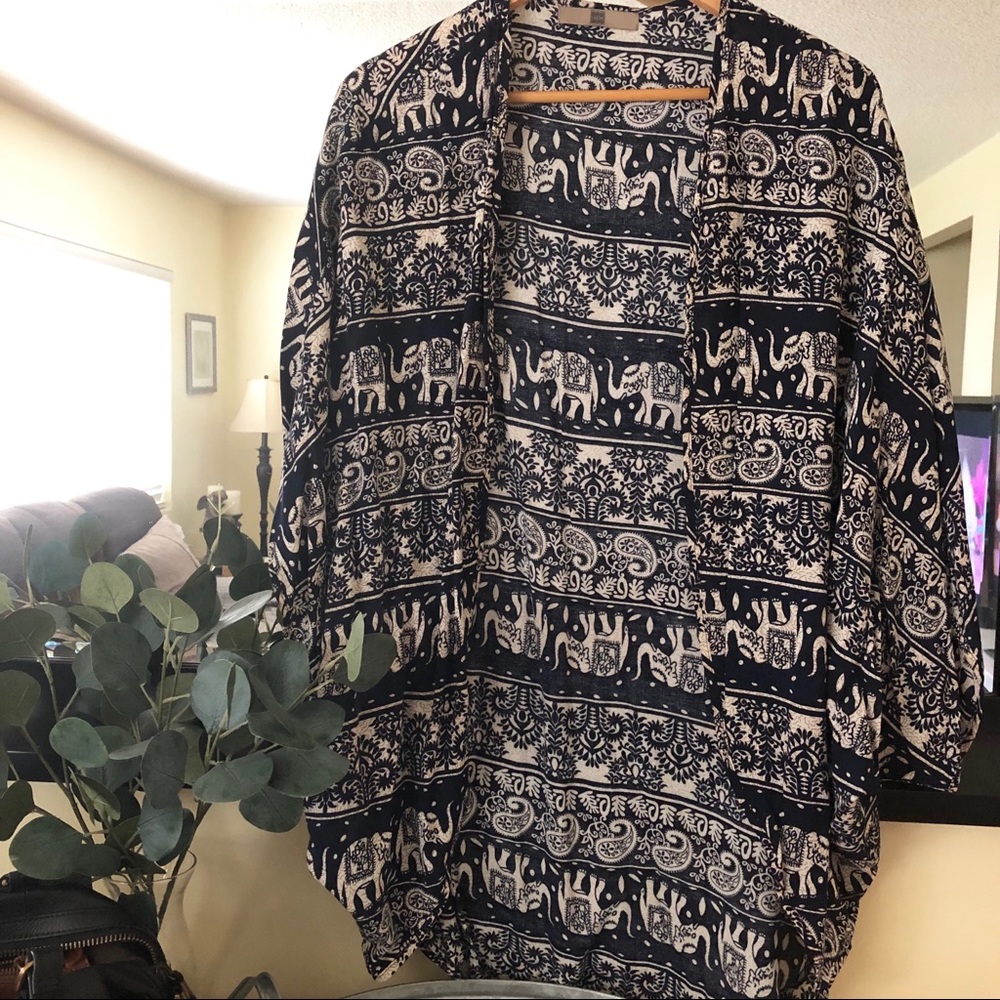 Boutique elephant paisley kimono